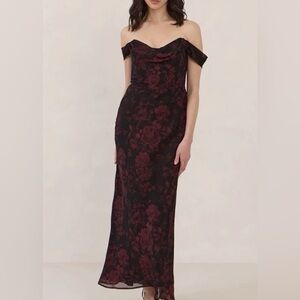 Park & Fifth Sutton Maxi Dress Women’s Size Medium Rosetta Floral‎ Red Black NWT